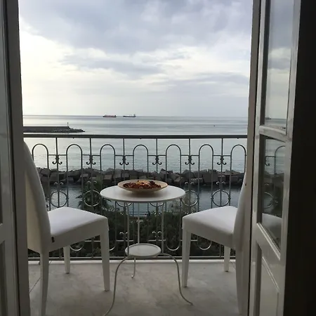 Di Mare E D'azzurro Couette-café