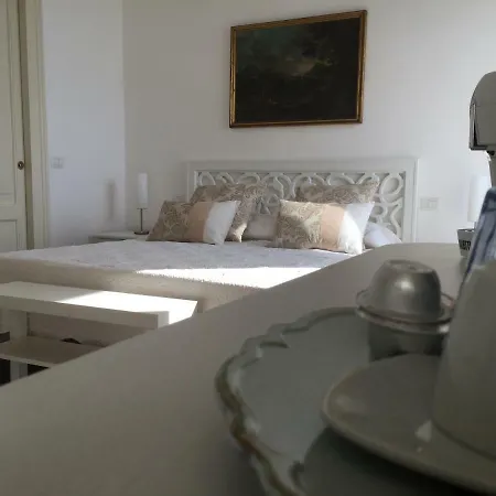 Di Mare E D'azzurro Couette-café 4*