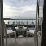 Di Mare E D'azzurro 住宿加早餐酒店