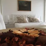 Alojamento de Acomodação e Pequeno-almoço Di Mare E D'azzurro Salerno