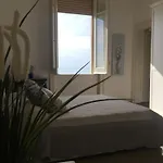 Di Mare E D'azzurro 住宿加早餐酒店