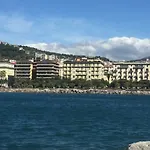Di Mare E D'azzurro 住宿加早餐酒店 4*