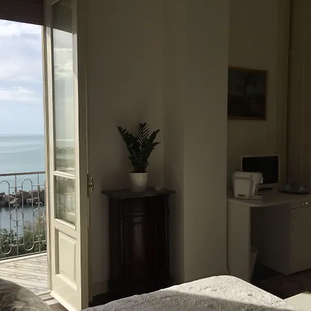 Di Mare E D'azzurro 4*