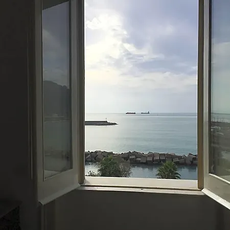 Di Mare E D'azzurro Салерно