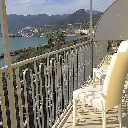 Di Mare E D'azzurro 4* Салерно
