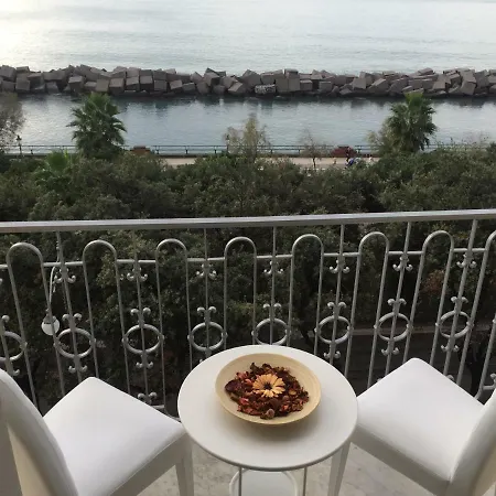 Nocleg ze śniadaniem Di Mare E D'azzurro Salerno