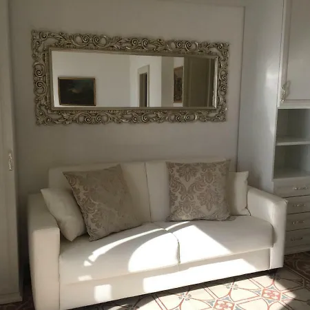 Di Mare E D'azzurro לינה וארוחת בוקר