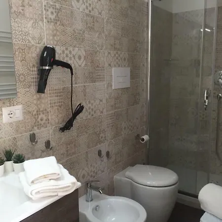 לינה וארוחת בוקר Di Mare E D'azzurro 4*