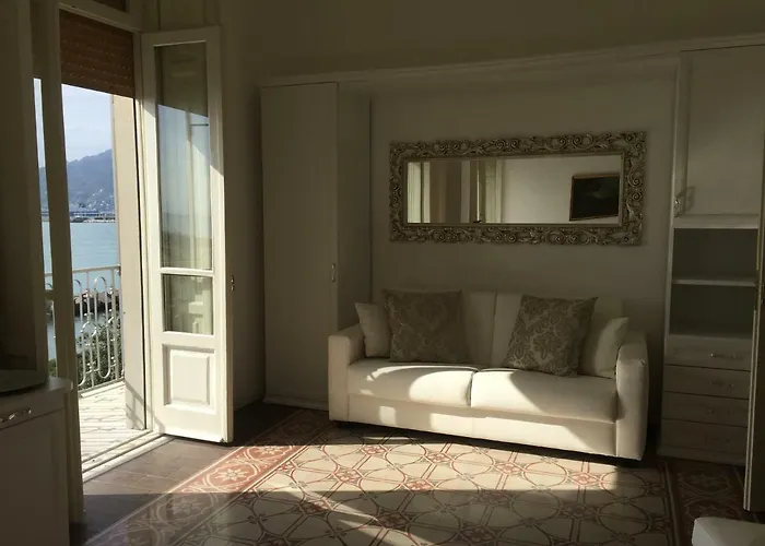 Di Mare E D'azzurro 住宿加早餐酒店 4*