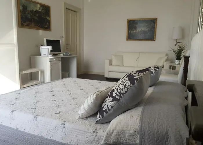 住宿加早餐酒店 Di Mare E D'azzurro