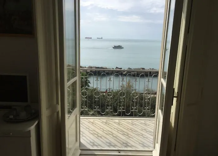 Di Mare E D'azzurro 4*