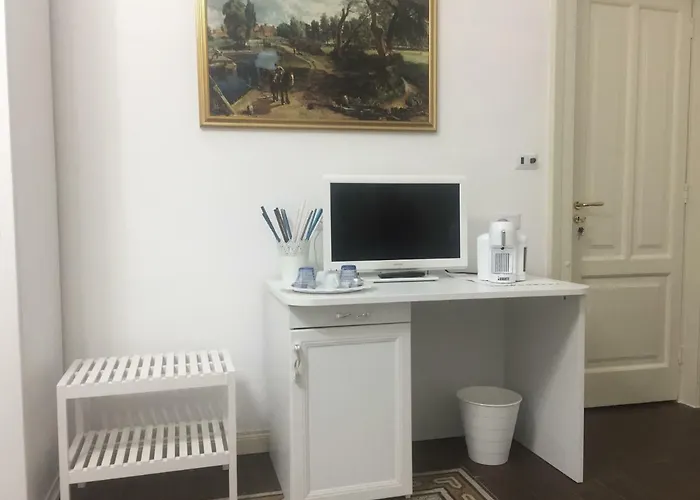 住宿加早餐酒店 Di Mare E D'azzurro 萨莱诺